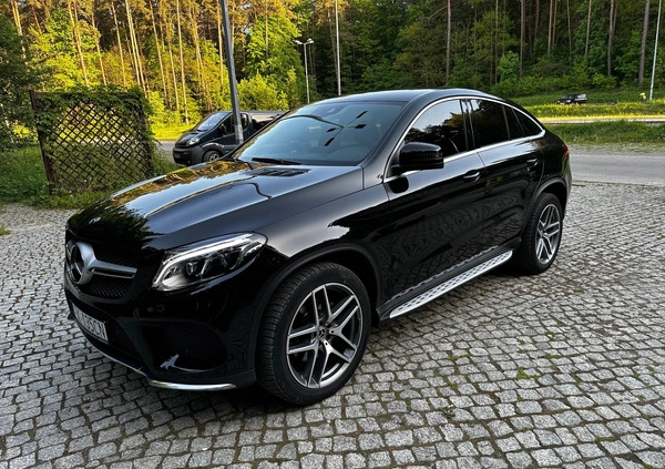 Mercedes-Benz GLE cena 239000 przebieg: 119000, rok produkcji 2018 z Góra małe 326